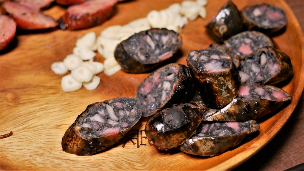 炭鮮燒烤︱草屯超平價燒烤♫夜貓子吃宵夜的好去處～【111.8暫停營業】