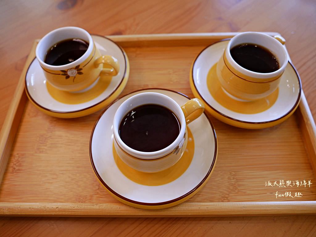 鄉夏咖啡︱咖啡、餐點與甜點表現都是零死角的草屯鄉村風咖啡廳，可以靜謐悠閒看夕陽日落時分，在拾粵茶餐館&李記拾粵港式燒臘的門口處，鄰近南投中興交流道╱台14乙路旁～