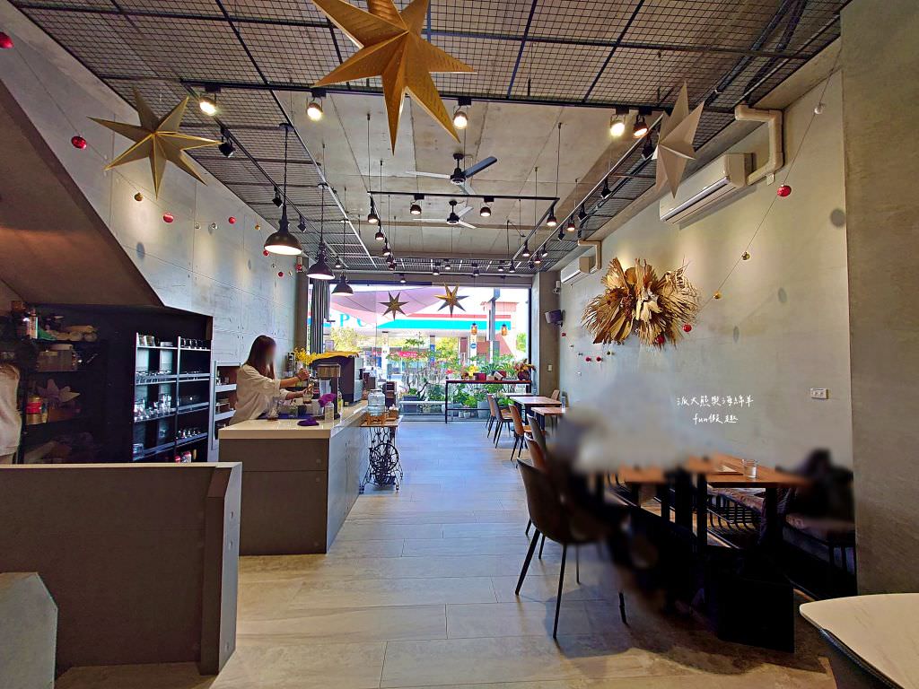 漫半拍Slowly Café︱網美必訪咖啡廳!精緻甜點、義式餐點與夢幻氛圍,追求複合感官體驗的極致,探索美食甜點的無限可能!!2樓是長隄婚紗~ - 第58張圖 漫半拍Slowly Café︱網美必訪咖啡廳!精緻甜點、義式餐點與夢幻氛圍,追求複合感官體驗的極致,探索美食甜點的無限可能!!2樓是長隄婚紗~