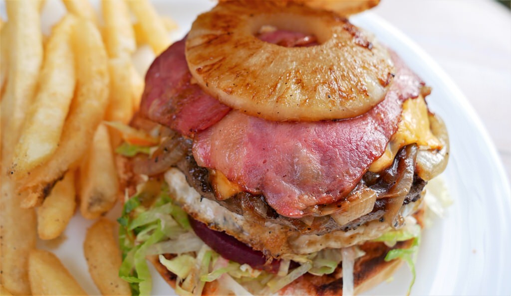 斯威比漢堡 Sweet bits and Burgers︱美味又道地的澳洲漢堡在中興新村!午後飄揚起異國香味～114.8.21重新開幕!