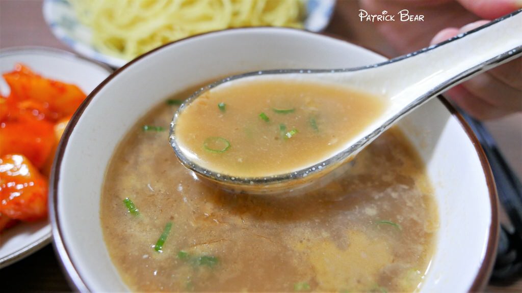 清拉麵︱草屯虎山路上充滿日式屋台風情的絕對必吃平價拉麵～110年搬到草屯囉!