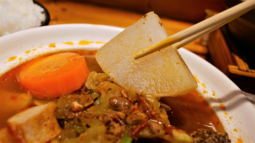 御青方麻辣臭豆腐草屯店︱夜來越香草屯的宵夜聚餐好去處～110.12@合作體驗