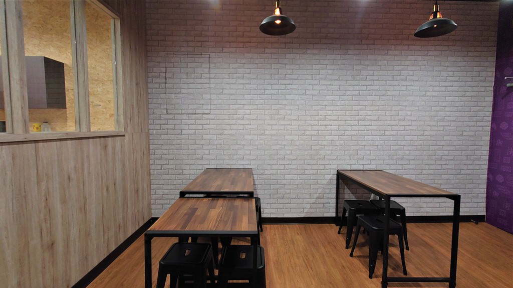 御青方麻辣臭豆腐草屯店︱夜來越香草屯的宵夜聚餐好去處～110.12@合作體驗