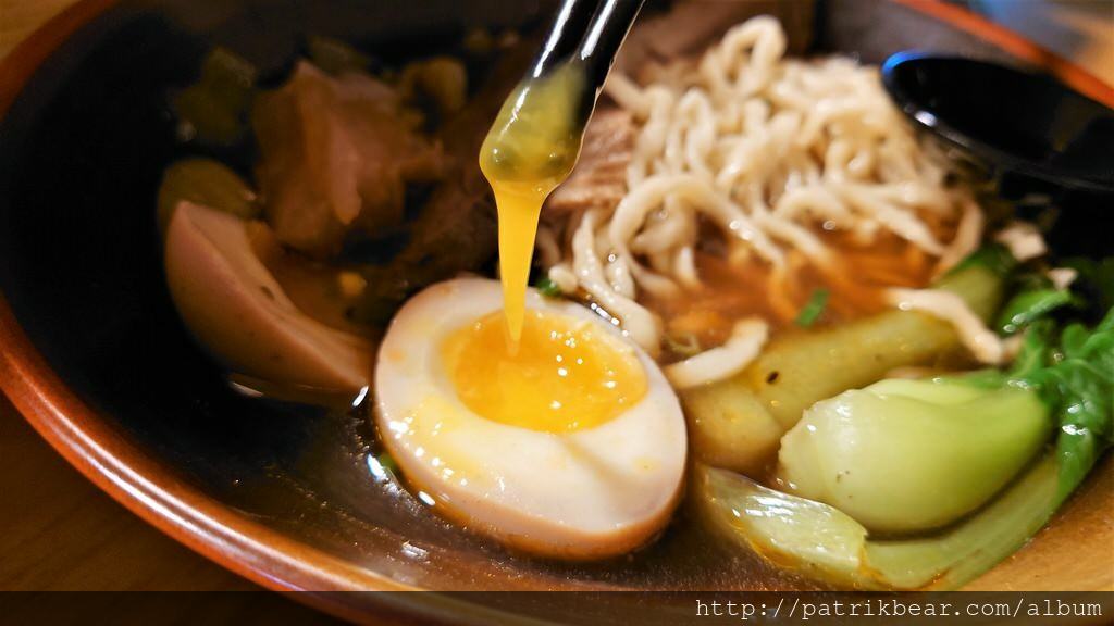 草屯牛三寶牛肉麵 (16).JPG