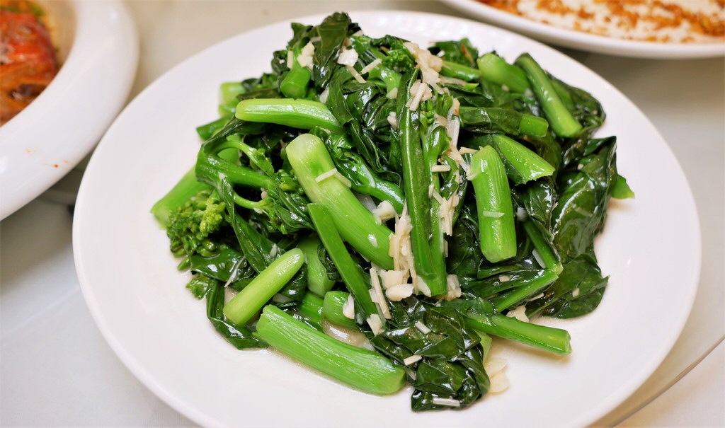 2訪拾粵茶餐館︱年節尾牙家庭聚餐首選!在草屯郊區LED燈廠裡的奢華饗宴