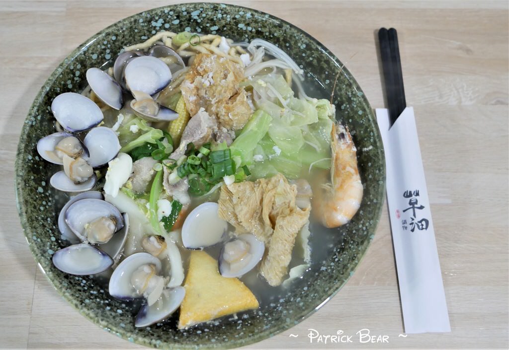 草沺鍋燒專賣店︱宛如小火鍋豐盛般的草屯豚骨鍋燒麵～111.3換手為 超人鍋燒專賣店