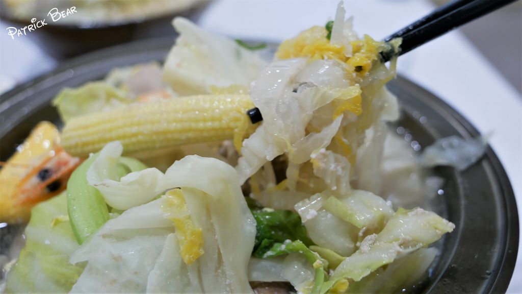 草沺鍋燒專賣店︱宛如小火鍋豐盛般的草屯豚骨鍋燒麵～111.3換手為 超人鍋燒專賣店