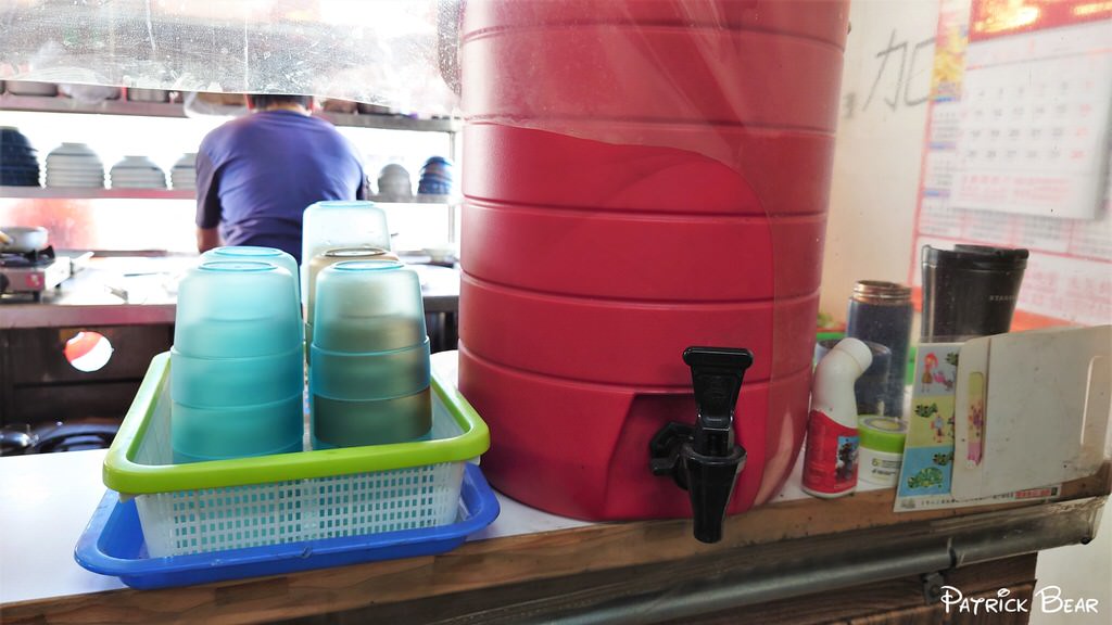 九品牛肉麵︱值得一訪的豐原高中附近香味四溢的頂級牛肉麵～110.1初訪