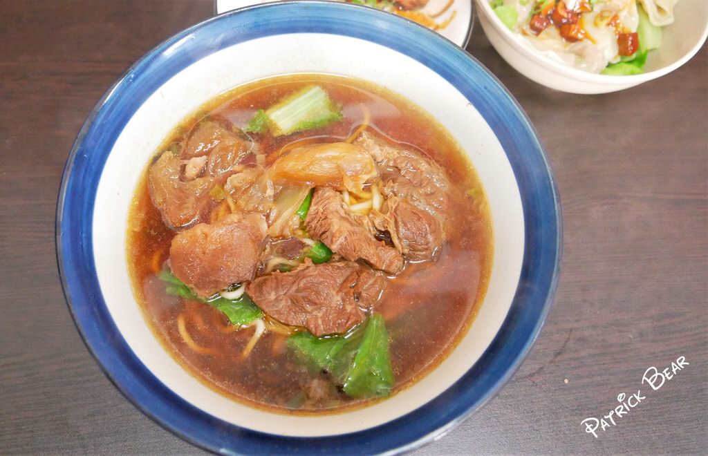 九品牛肉麵︱值得一訪的豐原高中附近香味四溢的頂級牛肉麵～110.1初訪