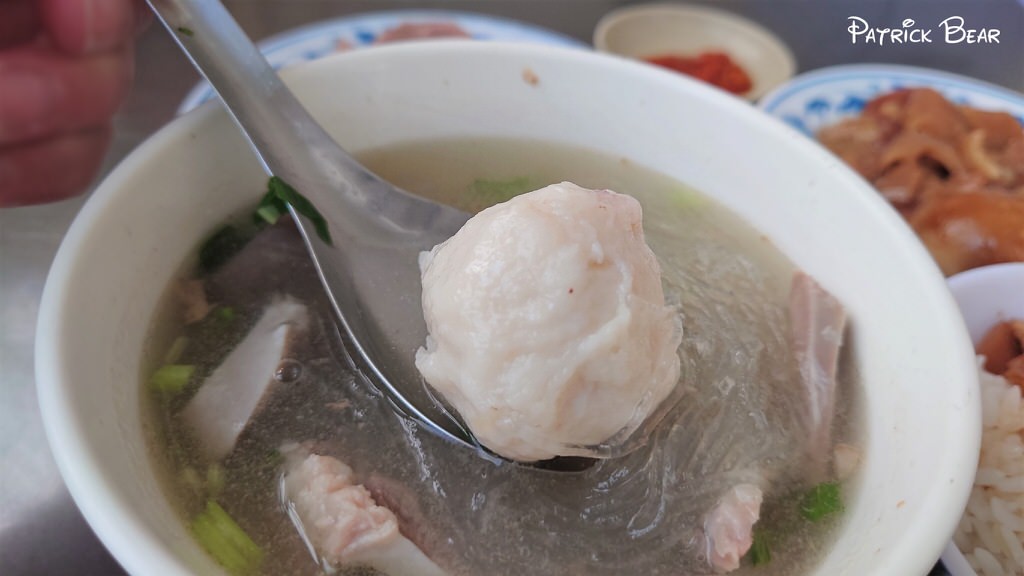 勇伯豬舌冬粉︱隱身駁二特區巷弄內60年老店的必吃高雄鹽埕美食～