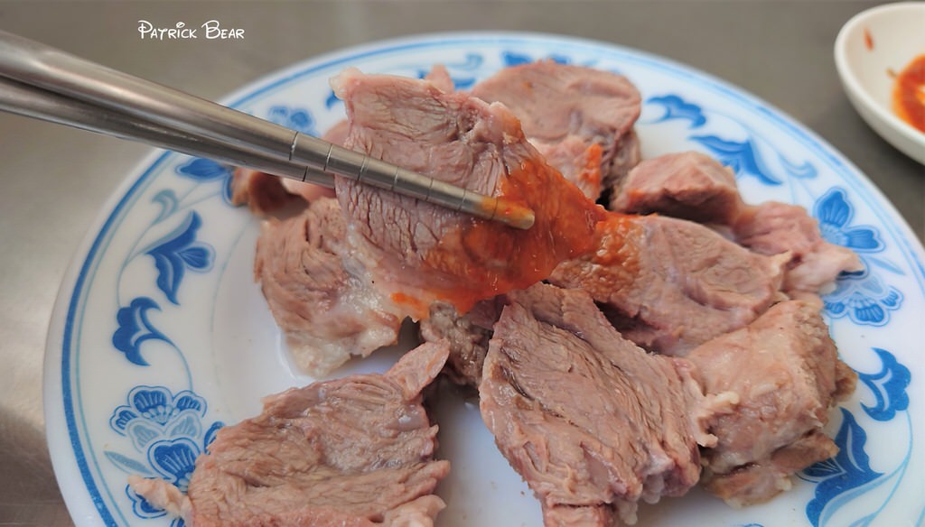 勇伯豬舌冬粉︱隱身駁二特區巷弄內60年老店的必吃高雄鹽埕美食～