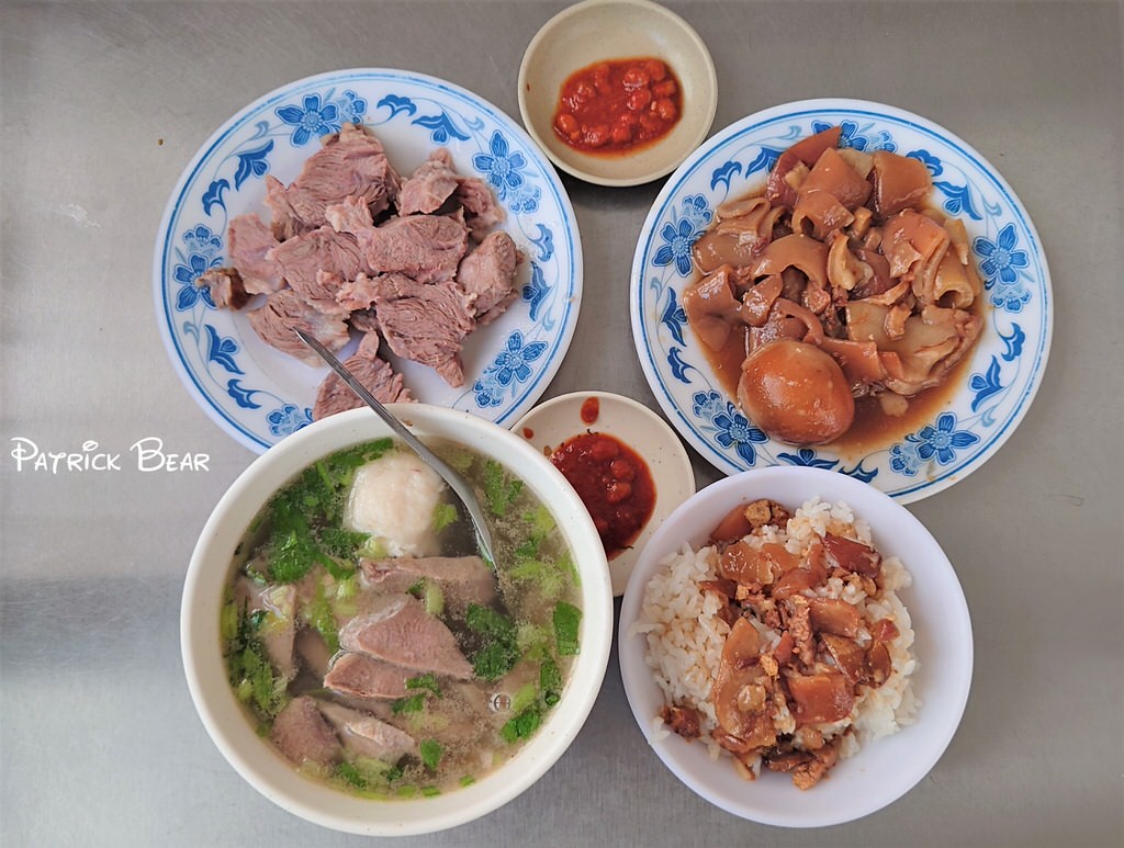 勇伯豬舌冬粉︱隱身駁二特區巷弄內60年老店的必吃高雄鹽埕美食～