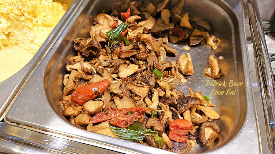 墾丁亞曼達會館︱在國境之南邂逅高貴神秘的北非摩洛哥宮殿建築，不用出國來屏東恆春偽出國～飯店早餐介紹及住宿心得!