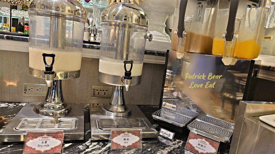 墾丁亞曼達會館︱在國境之南邂逅高貴神秘的北非摩洛哥宮殿建築，不用出國來屏東恆春偽出國～飯店早餐介紹及住宿心得!