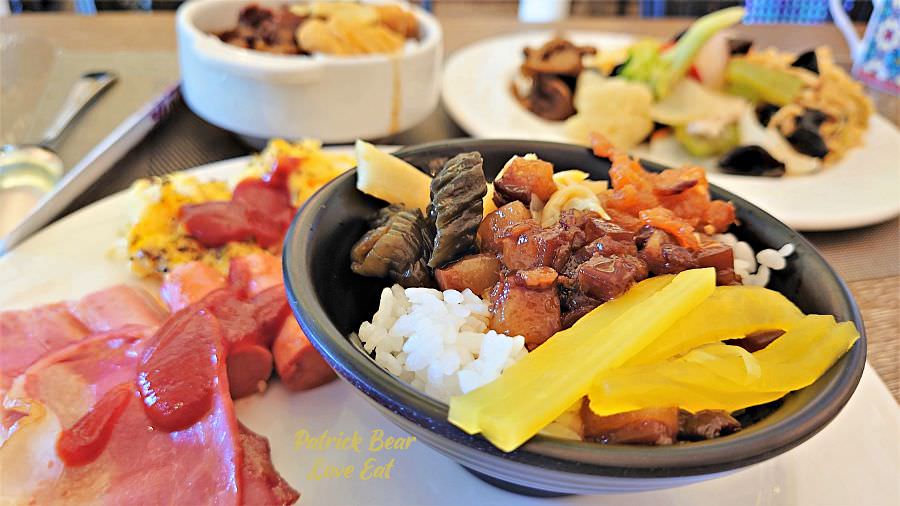 墾丁亞曼達會館︱在國境之南邂逅高貴神秘的北非摩洛哥宮殿建築，不用出國來屏東恆春偽出國～飯店早餐介紹及住宿心得!