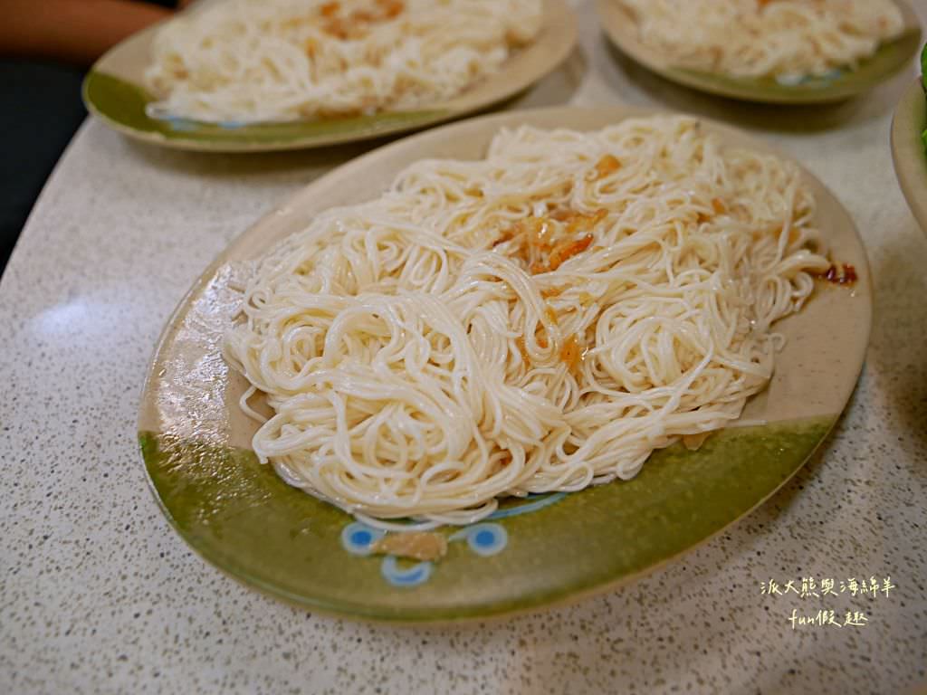霸味薑母鴨草屯店︱無可挑剔的黃金比例湯頭～每到冬季總是大排長龍!