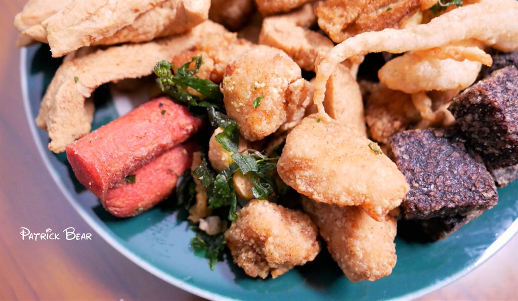 學甲統一塩酥雞︱飄香30餘年的必吃排隊的學甲小吃美食～