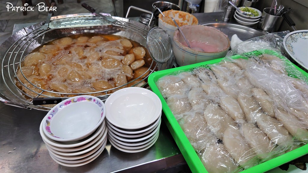 金樹冰果室︱豐原廟東夜市賣鳳梨冰品超過80年的臺中肉圓店，還有特別款 涼丸唷!