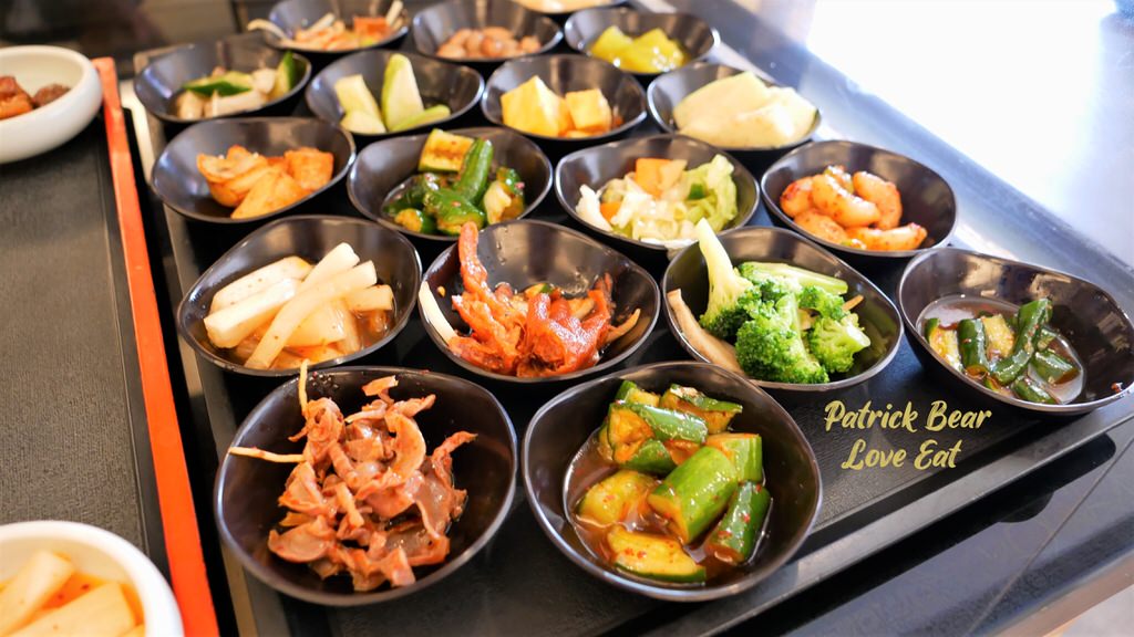 韓鮮韓式料理草屯店︱主打內用小菜無限供應的韓式美食，原本總店在南投市，後來自開～110.7新開幕