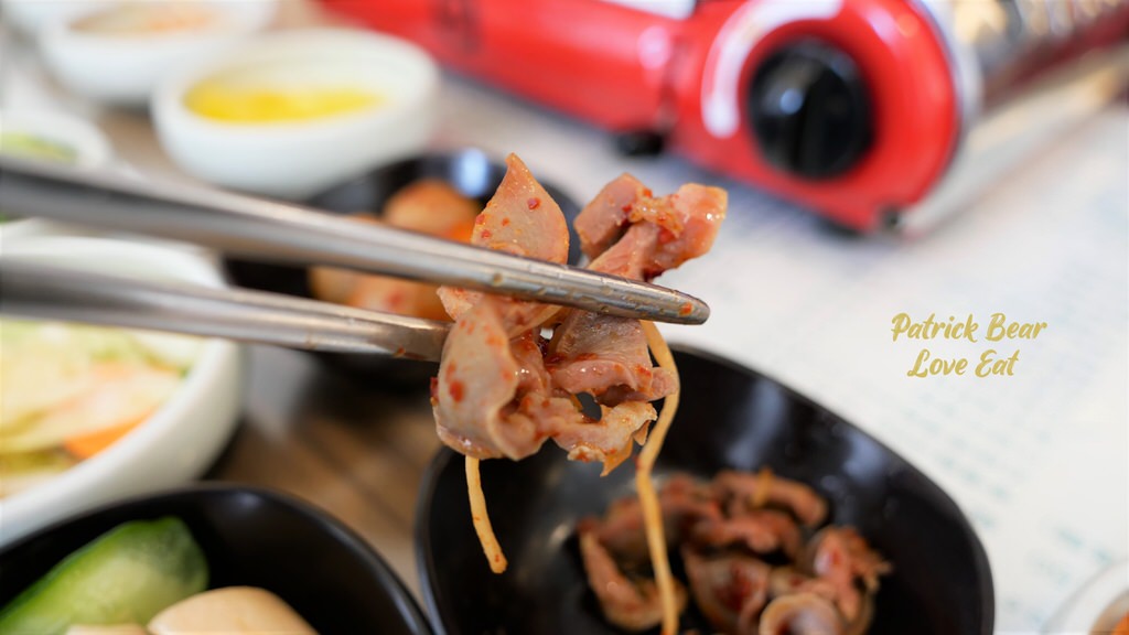 韓鮮韓式料理草屯店︱主打內用小菜無限供應的韓式美食，原本總店在南投市，後來自開～110.7新開幕