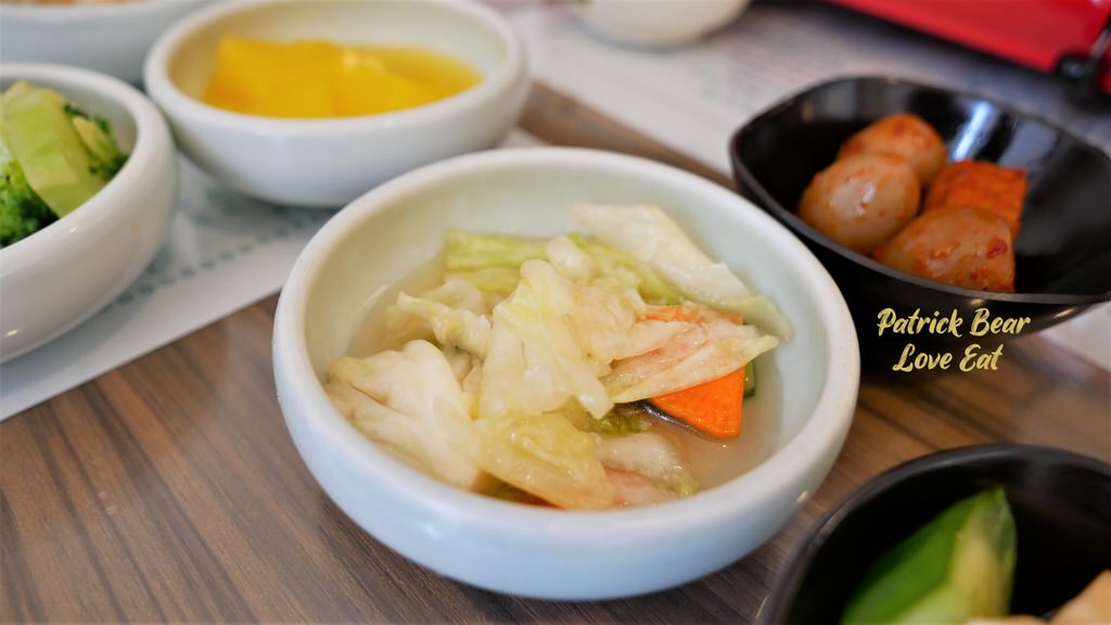 韓鮮韓式料理草屯店︱主打內用小菜無限供應的韓式美食，原本總店在南投市，後來自開～110.7新開幕