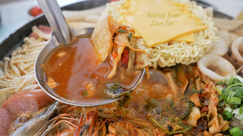 韓鮮韓式料理草屯店︱主打內用小菜無限供應的韓式美食，原本總店在南投市，後來自開～110.7新開幕