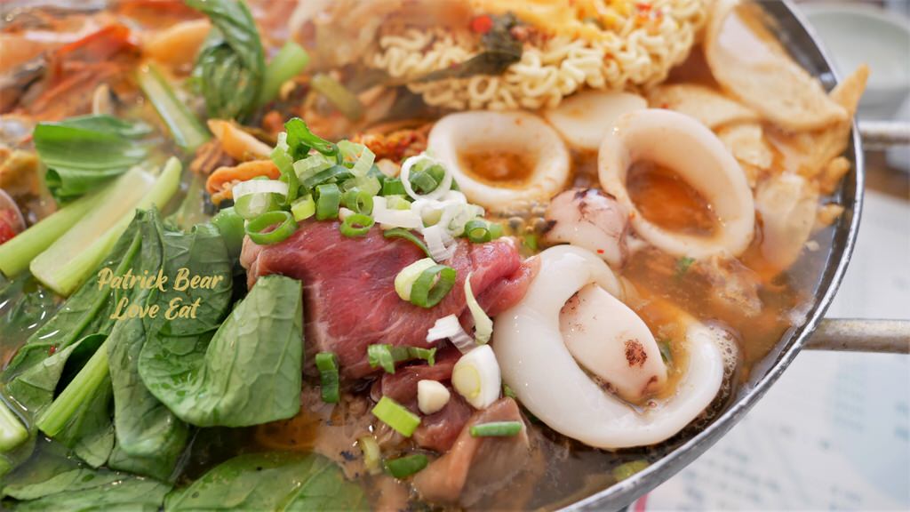 韓鮮韓式料理草屯店︱主打內用小菜無限供應的韓式美食，原本總店在南投市，後來自開～110.7新開幕