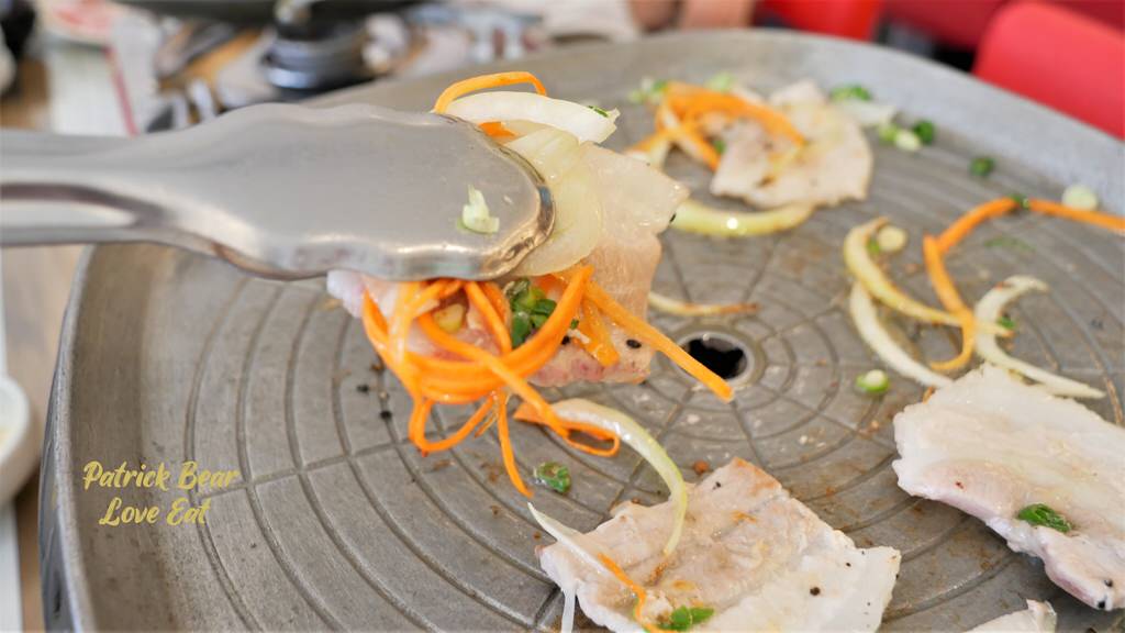 韓鮮韓式料理草屯店︱主打內用小菜無限供應的韓式美食，原本總店在南投市，後來自開～110.7新開幕