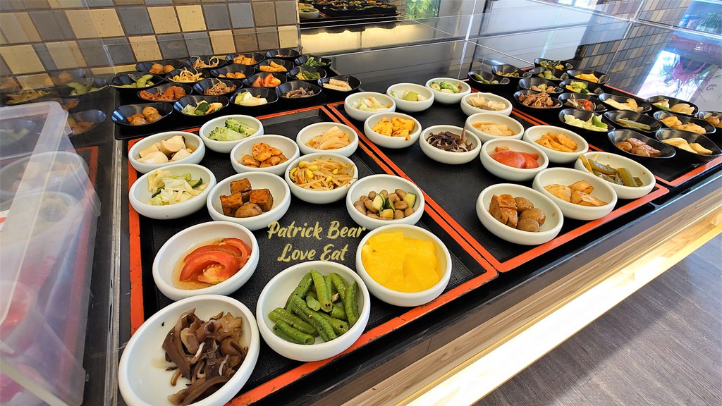 韓鮮韓式料理草屯店︱主打內用小菜無限供應的韓式美食，原本總店在南投市，後來自開～110.7新開幕