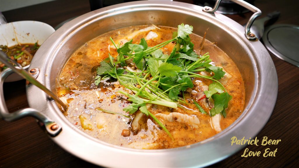 川味美食︱必吃招牌水煮系列♫只有熟門路的老饕才知道的草屯美食～