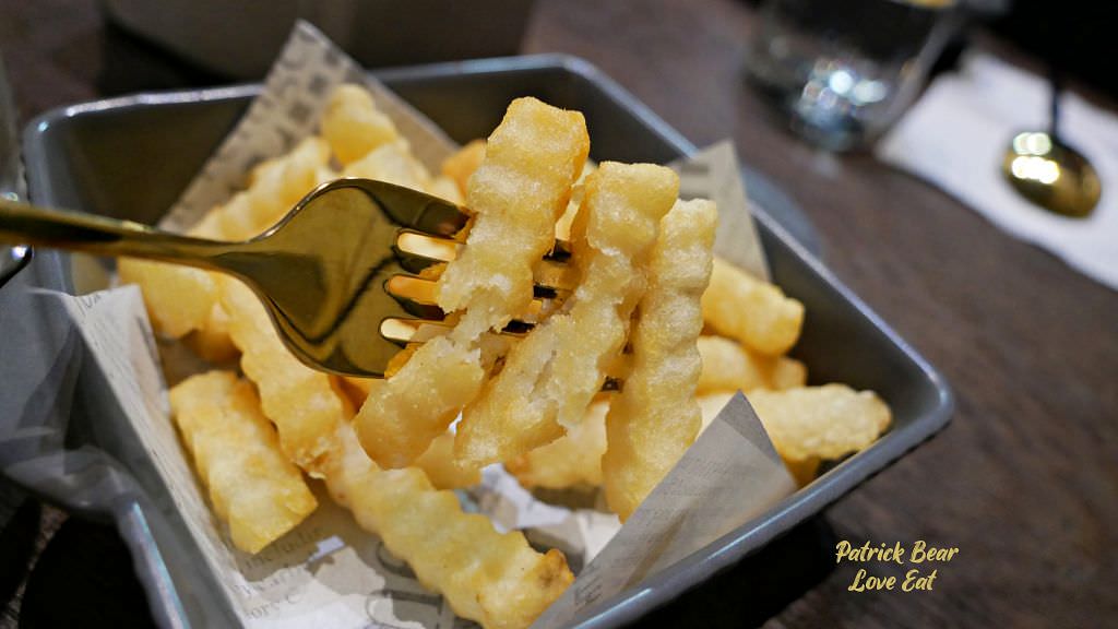 象廚工房︱令人驚豔的南投市工業風義大利麵餐廳～111.7新開幕!