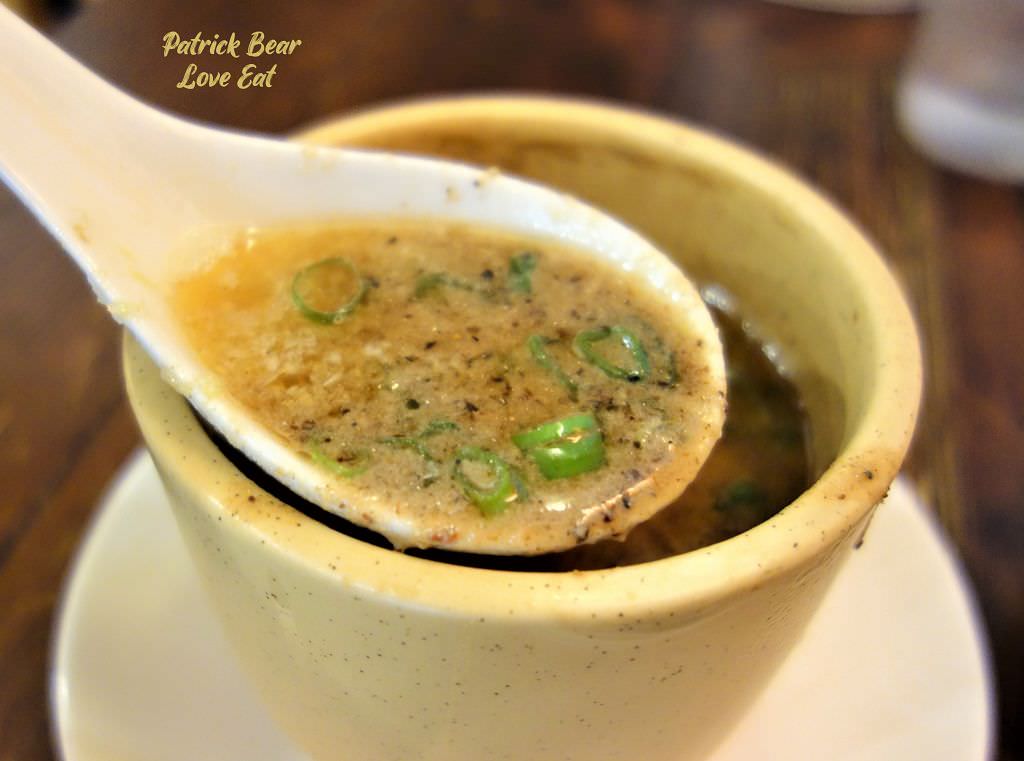 東京醬油拉麵超極丸｜花朵般盛開的台中拉麵，不論是濃郁或清湯一吃就上癮，好看好吃更好拍~SP綜合特製版本一次滿足!