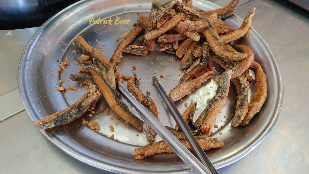 永通虱目魚粥｜來學甲必吃2023米其林必比登推介連續兩年的在地家常美食，2023.8菜單，開店近一甲子老店～民國54年開業!