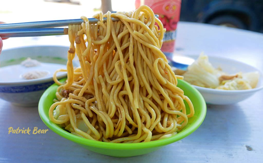 藍古早味︱南投草屯太平路萊爾富旁的神祕爌肉飯，價格親民又美味～103.2創立