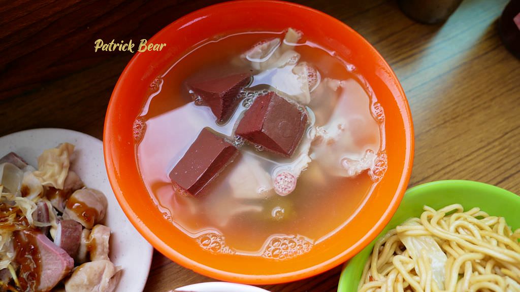 藍古早味︱南投草屯太平路萊爾富旁的神祕爌肉飯，價格親民又美味～103.2創立