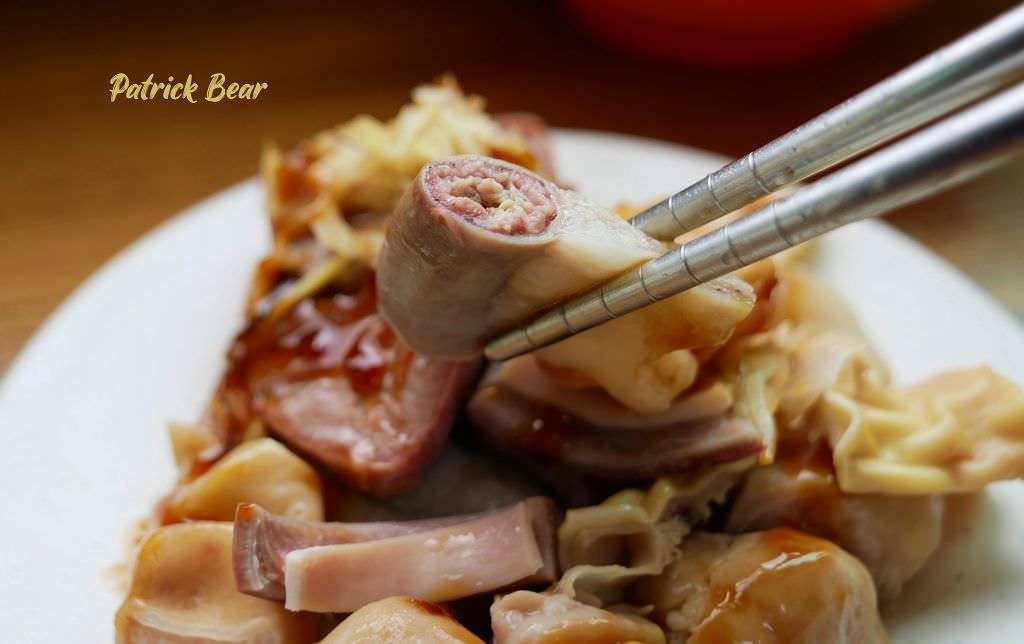 藍古早味︱南投草屯太平路萊爾富旁的神祕爌肉飯，價格親民又美味～103.2創立