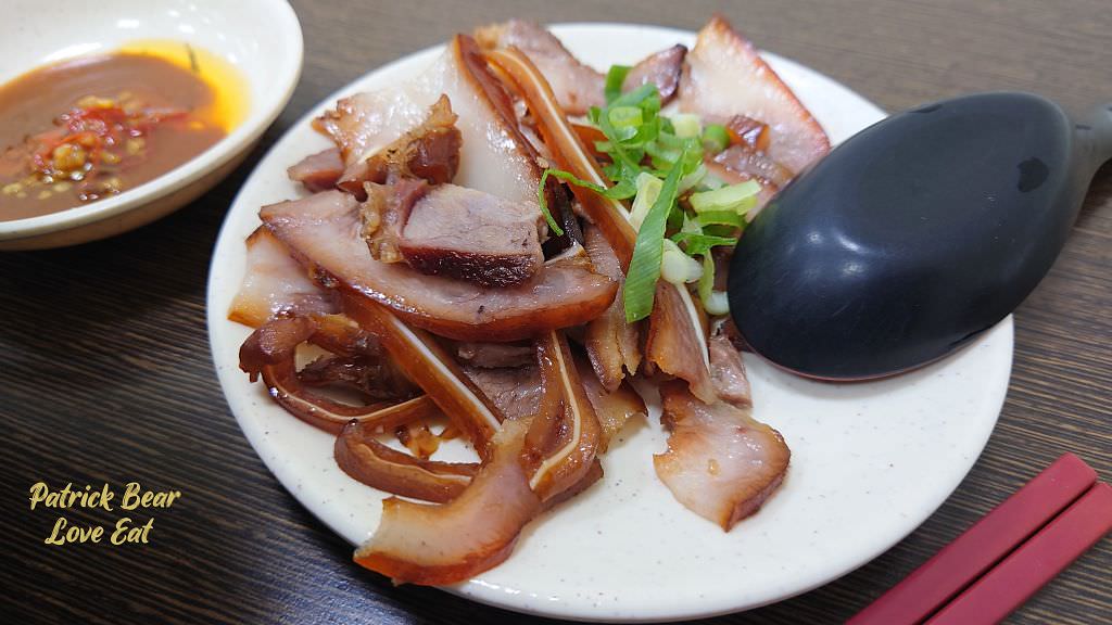 九號麵館｜明亮乾淨且再訪率高到破表的草屯麵館!!!牛肉麵、水餃都好吃～111.8.20重新改版～