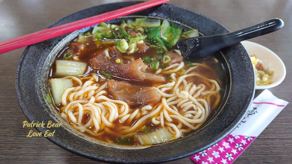九號麵館｜明亮乾淨且再訪率高到破表的草屯麵館!!!牛肉麵、水餃都好吃～111.8.20重新改版～