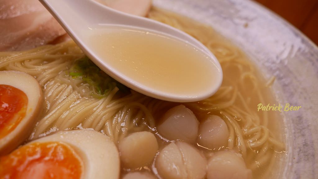 麵五三屋台ラーメン︱在田邊架起九州屋台的草屯拉麵店，能吃到柴窯五十三披薩!還有一定要預訂的田間小路五十一號麵包～111.3初訪