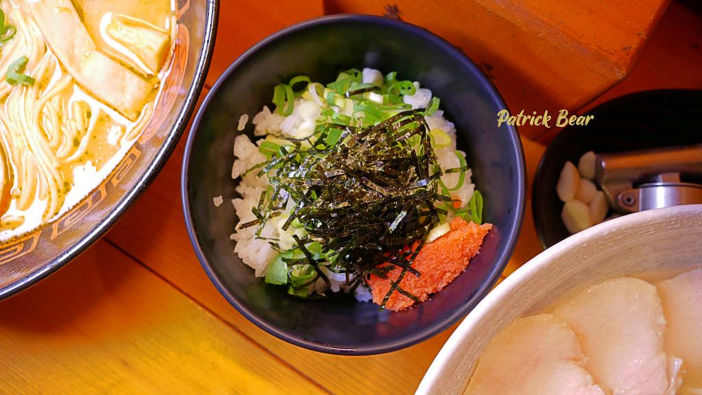 麵五三屋台ラーメン︱在田邊架起九州屋台的草屯拉麵店，能吃到柴窯五十三披薩!還有一定要預訂的田間小路五十一號麵包～111.3初訪