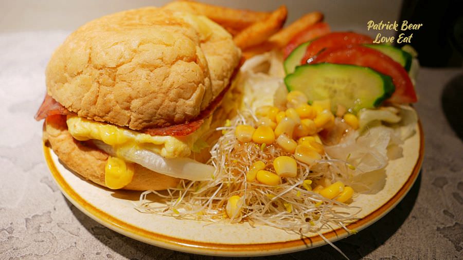 找胖早午餐Morning Fat︱不論漢堡、抓餅都好吃!!!充滿文青氣息的南投草屯虎山路早午餐店～112.6.18歇業，改為─呷島商行