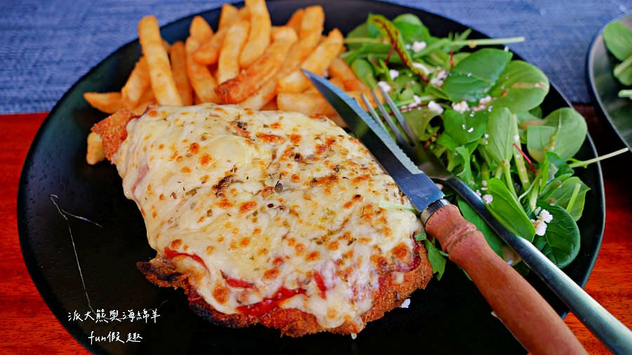 斯威比漢堡 Sweet bits and Burgers︱美味又道地的澳洲漢堡在中興新村!午後飄揚起異國香味～114.8.21重新開幕!