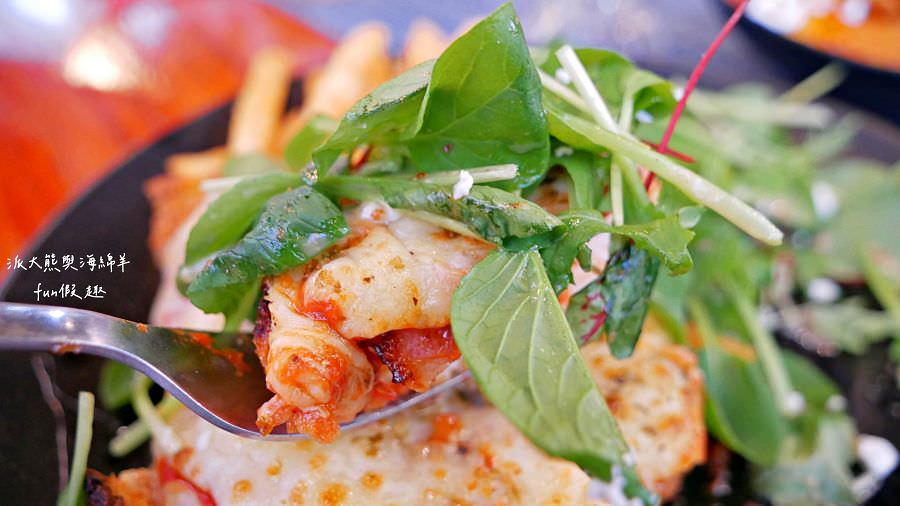 斯威比漢堡 Sweet bits and Burgers︱美味又道地的澳洲漢堡在中興新村!午後飄揚起異國香味～114.8.21重新開幕!