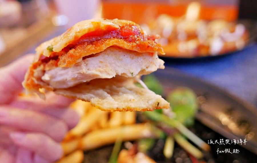 斯威比漢堡 Sweet bits and Burgers︱美味又道地的澳洲漢堡在中興新村!午後飄揚起異國香味～114.8.21重新開幕!