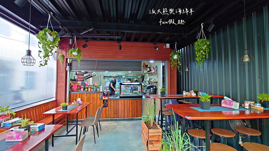 斯威比漢堡 Sweet bits and Burgers︱美味又道地的澳洲漢堡在中興新村!午後飄揚起異國香味～114.8.21重新開幕!