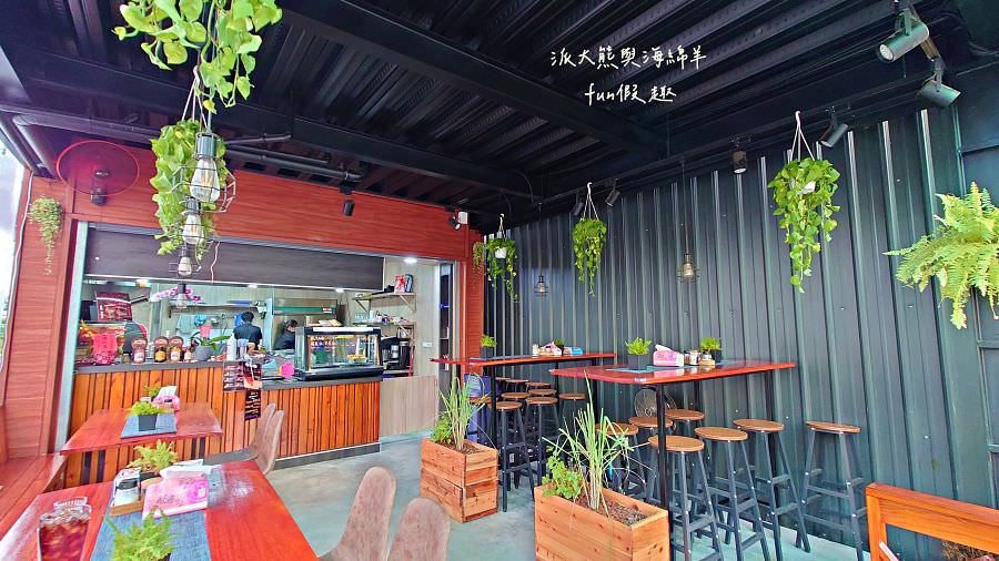 斯威比漢堡 Sweet bits and Burgers︱美味又道地的澳洲漢堡在中興新村!午後飄揚起異國香味～114.8.21重新開幕!