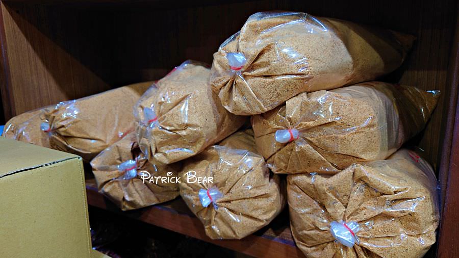 福源花生醬｜朝聖新竹市區熱門代購、捲心酥零食、伴手禮名產創始店，福源花生醬手工蛋捲超好吃!民國63年開店～