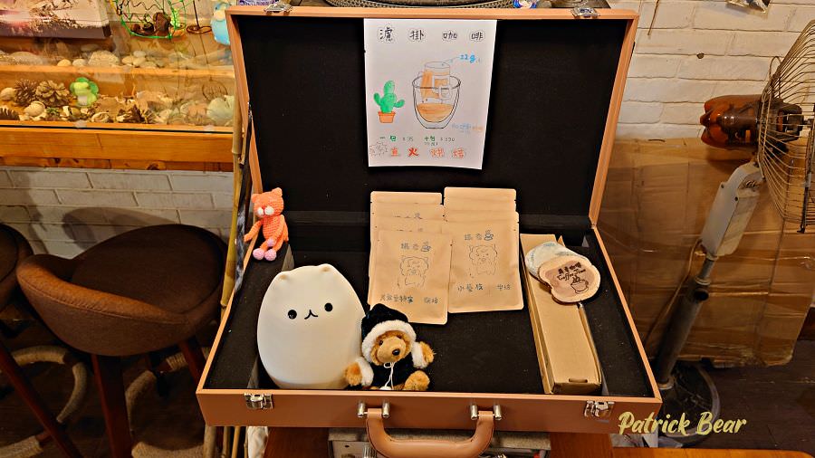 攝香咖啡館︱如同回家般溫暖的草屯寵物友善咖啡廳，義大利麵&甜點很優質～111初訪~