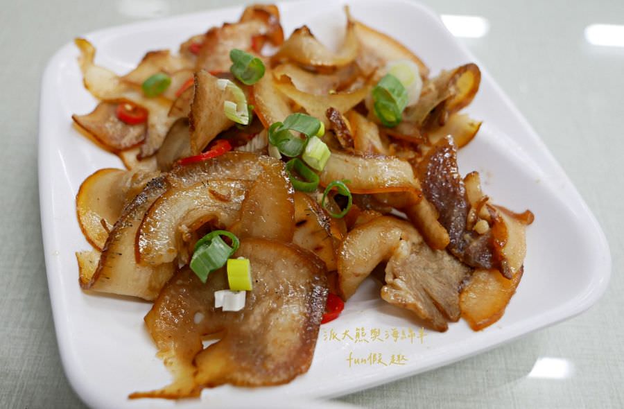 魚滿堂排骨酥麵（草屯店）︱在草屯也能吃到道地的豐原排骨酥～111.8