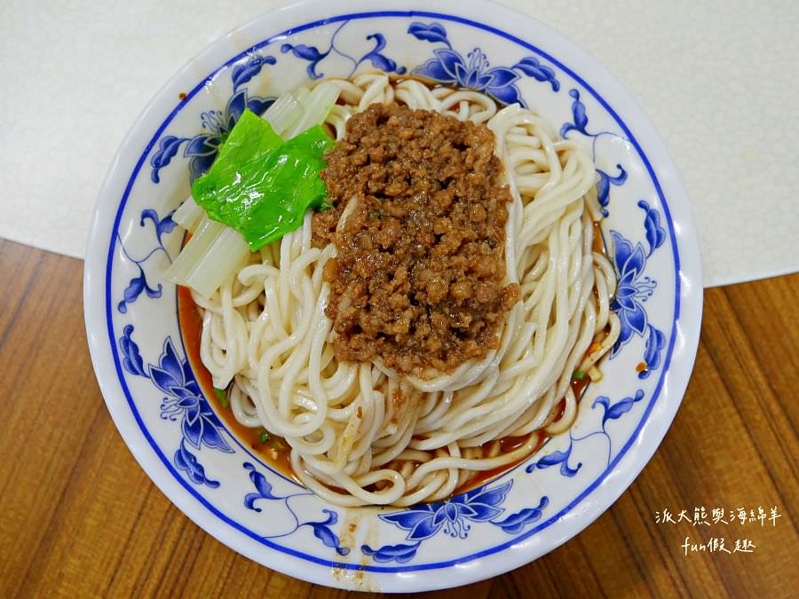 中華牛肉麵︱歷久彌新、沒變太多的南投中興新村眷村味道～有幾道必吃!111年更新